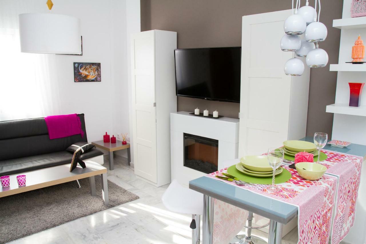 Good Vibes Estudio Deluxe Trinidad 2 มาลากา ภายนอก รูปภาพ